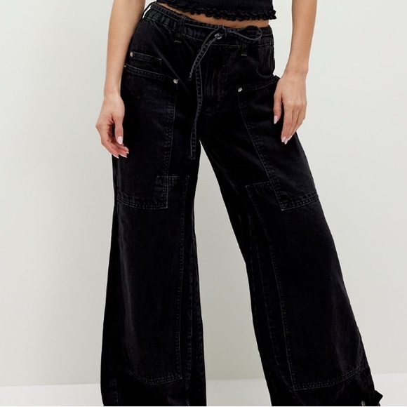 Free People CRVY Outlaw Wide-Leg Jeans. NWT. Black jasper - Picture 1 of 5